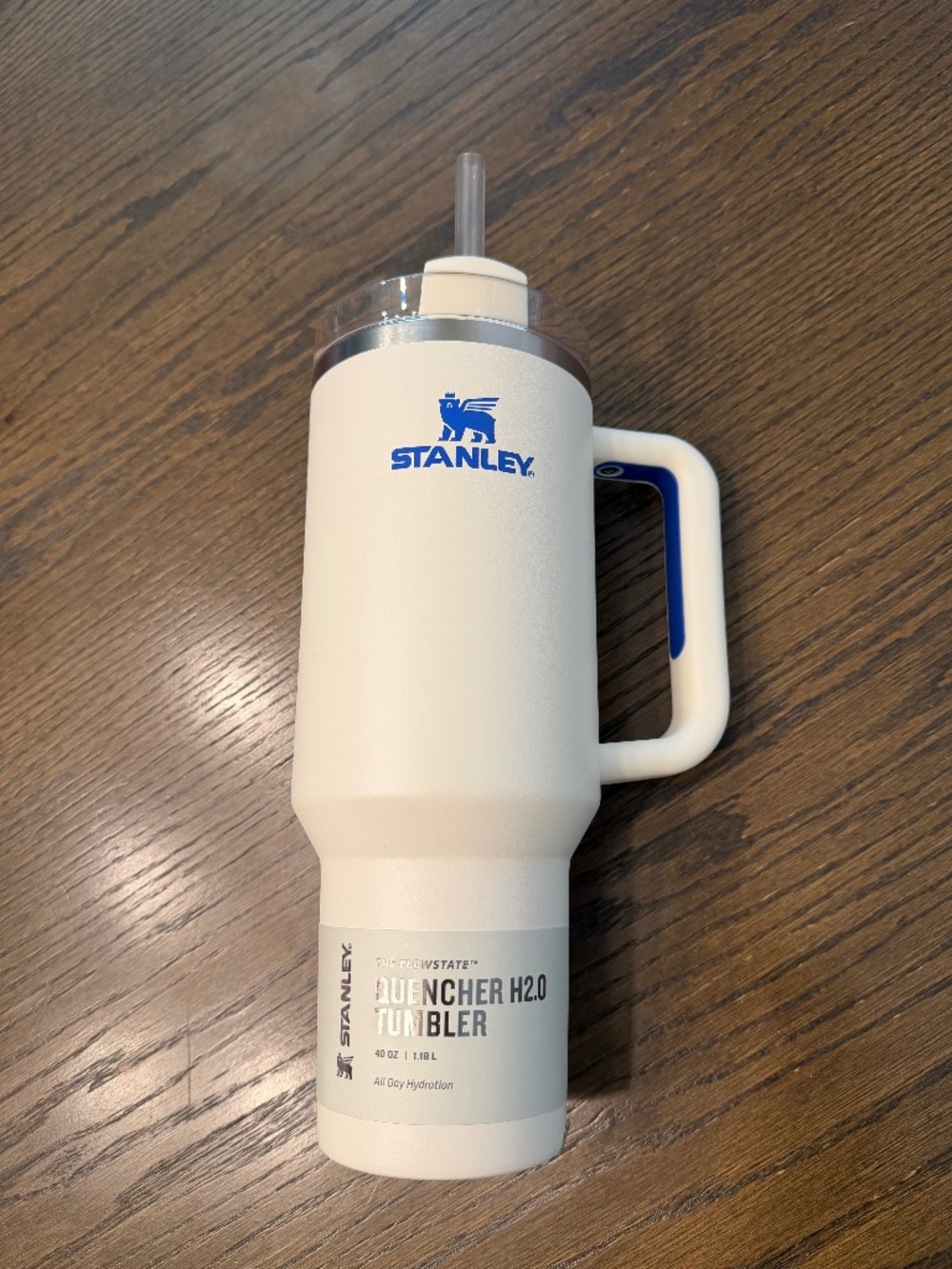 NWT - Stanley 40oz Quencher H2.0 FlowState Tumbler White / Blue